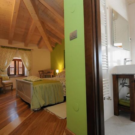 Bed & Breakfast Korta Gira Buici  Chambre photo