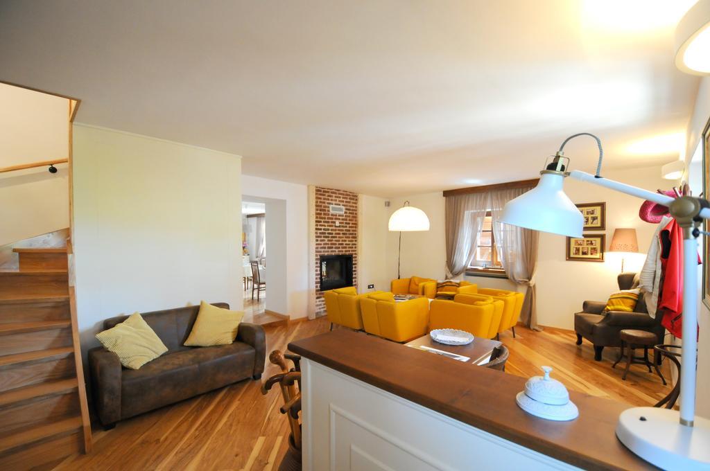 Bed & Breakfast Korta Gira Buici  Extérieur photo